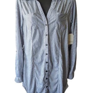 NWT Passport Women’s Navy Stripes Roll Cuff Shirt Pockets Long Sleeve Size M